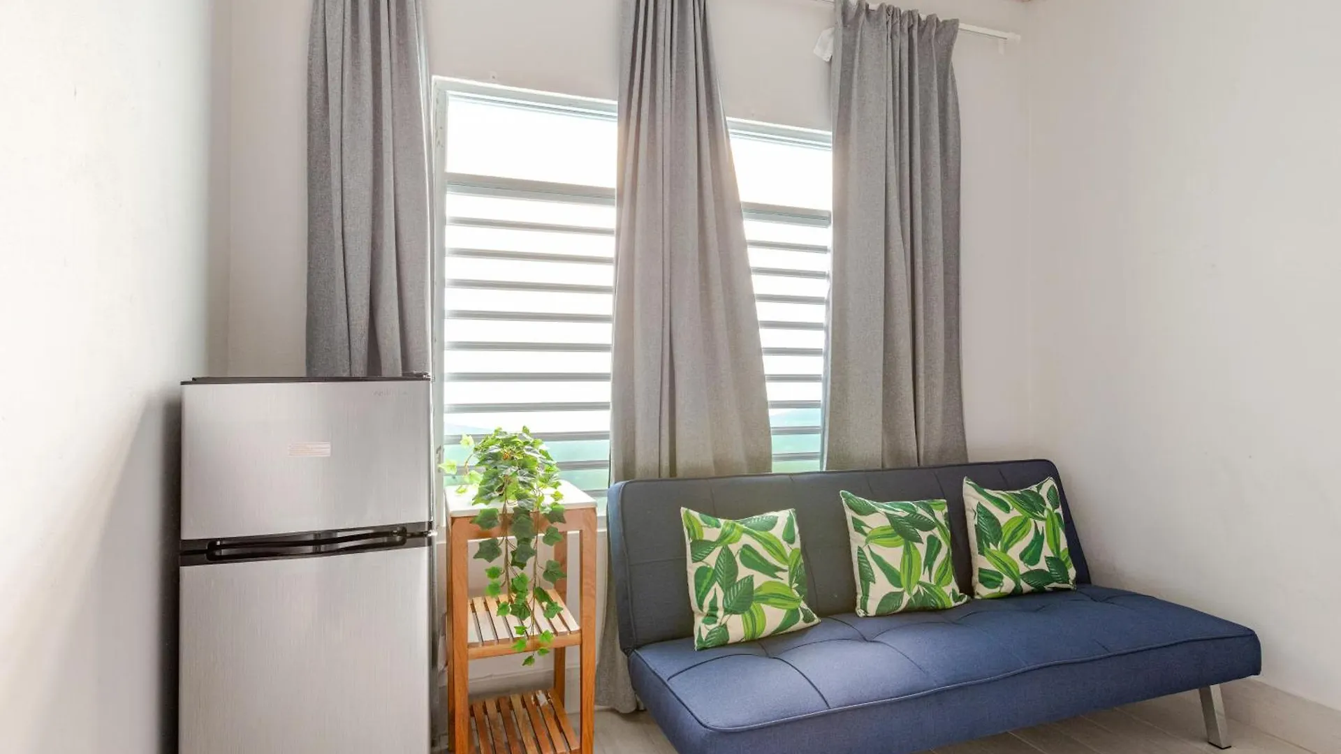 City Beach Apartments San Juan